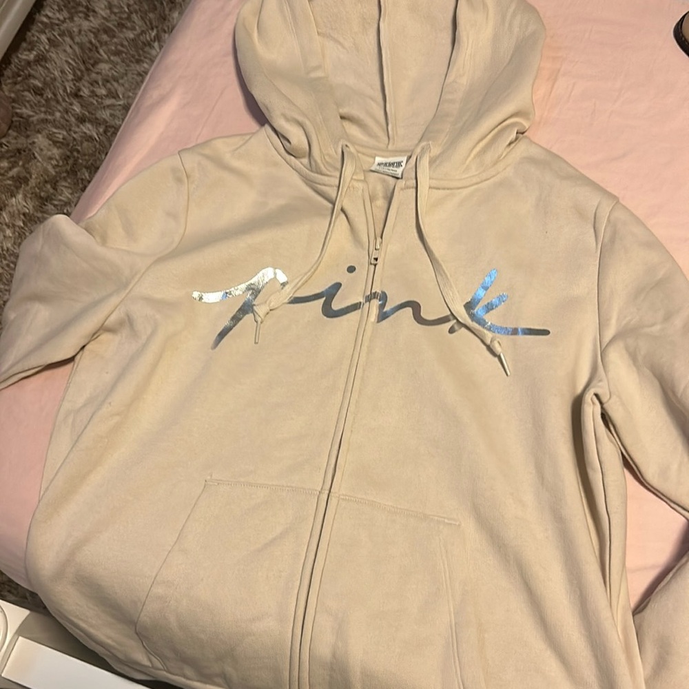 Pink hoodie brand new never worn size large